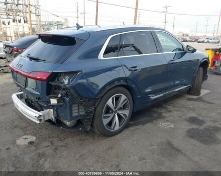 Синий Ауди Q8, объемом двигателя 0 л и пробегом 17 тыс. км за 40000 $, фото 5 на Automoto.ua