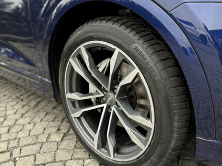 Синий Ауди Q8, объемом двигателя 3 л и пробегом 220 тыс. км за 56000 $, фото 1 на Automoto.ua