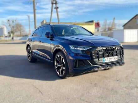 Ауди Q8 2018 в Киеве на Automoto.ua Синий Ауди Q8, объемом двигателя 3 л и пробегом 82 тыс. км за 59490 $, фото 1 на Automoto.ua