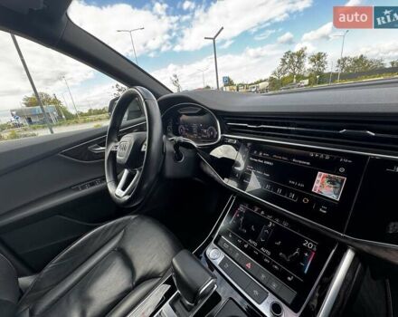 Зеленый Ауди Q8, объемом двигателя 3 л и пробегом 170 тыс. км за 52000 $, фото 9 на Automoto.ua
