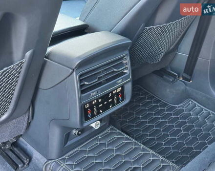 Оранжевый Ауди Q8, объемом двигателя 2.97 л и пробегом 117 тыс. км за 67000 $, фото 20 на Automoto.ua