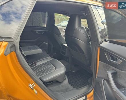 Ауди Q8 2020 в Черновцах на Automoto.ua Оранжевый Ауди Q8, объемом двигателя 3 л и пробегом 140 тыс. км за 69500 $, фото 32 на Automoto.ua