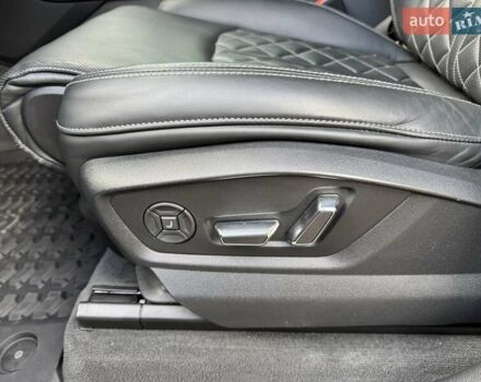Ауди Q8 2020 в Черновцах на Automoto.ua Оранжевый Ауди Q8, объемом двигателя 3 л и пробегом 140 тыс. км за 69500 $, фото 22 на Automoto.ua