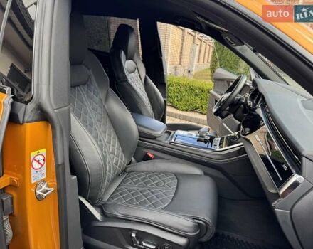 Ауди Q8 2020 в Черновцах на Automoto.ua Оранжевый Ауди Q8, объемом двигателя 3 л и пробегом 140 тыс. км за 69500 $, фото 36 на Automoto.ua