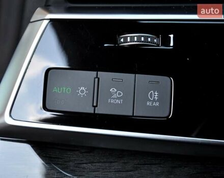 Оранжевый Ауди Q8, объемом двигателя 2.97 л и пробегом 72 тыс. км за 53999 $, фото 34 на Automoto.ua