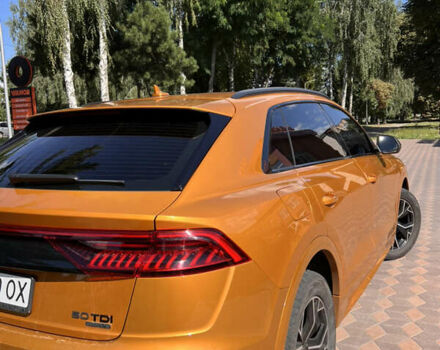 Оранжевый Ауди Q8, объемом двигателя 2.97 л и пробегом 165 тыс. км за 55000 $, фото 4 на Automoto.ua