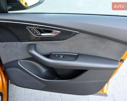 Оранжевый Ауди Q8, объемом двигателя 2.97 л и пробегом 72 тыс. км за 53999 $, фото 28 на Automoto.ua