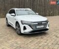 Белый Ауди Q8 e-tron, объемом двигателя 0 л и пробегом 63 тыс. км за 47800 $, фото 46 на Automoto.ua
