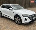 Белый Ауди Q8 e-tron, объемом двигателя 0 л и пробегом 63 тыс. км за 47800 $, фото 45 на Automoto.ua