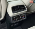 Белый Ауди Q8 e-tron, объемом двигателя 0 л и пробегом 17 тыс. км за 56500 $, фото 44 на Automoto.ua