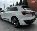 Белый Ауди Q8 e-tron, объемом двигателя 0 л и пробегом 6 тыс. км за 59500 $, фото 12 на Automoto.ua