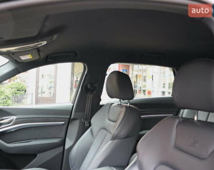 Ауді Q8 e-tron 2023 у Львові на Automoto.ua Білий Ауді Q8 e-tron, об'ємом двигуна 0 л та пробігом 23 тис. км за 49900 $, фото 17 на Automoto.ua