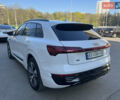 Белый Ауди Q8 e-tron, объемом двигателя 0 л и пробегом 20 тыс. км за 47000 $, фото 4 на Automoto.ua