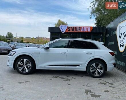 Білий Ауді Q8 e-tron, об'ємом двигуна 0 л та пробігом 3 тис. км за 59000 $, фото 3 на Automoto.ua