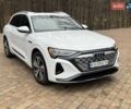 Белый Ауди Q8 e-tron, объемом двигателя 0 л и пробегом 63 тыс. км за 47800 $, фото 14 на Automoto.ua