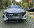 Белый Ауди Q8 e-tron, объемом двигателя 0 л и пробегом 5 тыс. км за 46500 $, фото 2 на Automoto.ua