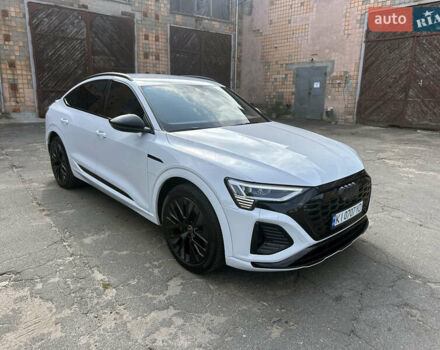 Ауди Q8 e-tron 2023 в Киеве на Automoto.ua Белый Ауди Q8 e-tron, объемом двигателя 0 л и пробегом 29 тыс. км за 65000 $, фото 16 на Automoto.ua
