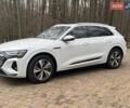 Белый Ауди Q8 e-tron, объемом двигателя 0 л и пробегом 63 тыс. км за 47800 $, фото 53 на Automoto.ua