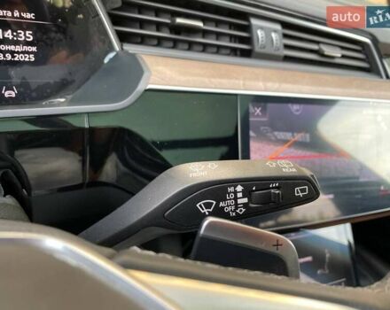 Білий Ауді Q8 e-tron, об'ємом двигуна 0 л та пробігом 3 тис. км за 59000 $, фото 23 на Automoto.ua
