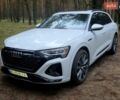Білий Ауді Q8 e-tron, об'ємом двигуна 0 л та пробігом 17 тис. км за 50000 $, фото 4 на Automoto.ua