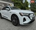 Белый Ауди Q8 e-tron, объемом двигателя 0 л и пробегом 6 тыс. км за 59500 $, фото 22 на Automoto.ua