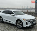 Белый Ауди Q8 e-tron, объемом двигателя 0 л и пробегом 17 тыс. км за 56500 $, фото 1 на Automoto.ua