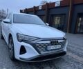 Белый Ауди Q8 e-tron, объемом двигателя 0 л и пробегом 3 тыс. км за 59100 $, фото 3 на Automoto.ua