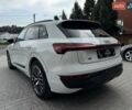 Белый Ауди Q8 e-tron, объемом двигателя 0 л и пробегом 6 тыс. км за 59500 $, фото 14 на Automoto.ua