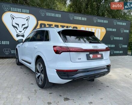 Білий Ауді Q8 e-tron, об'ємом двигуна 0 л та пробігом 3 тис. км за 59000 $, фото 5 на Automoto.ua