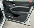 Белый Ауди Q8 e-tron, объемом двигателя 0 л и пробегом 5 тыс. км за 47500 $, фото 42 на Automoto.ua