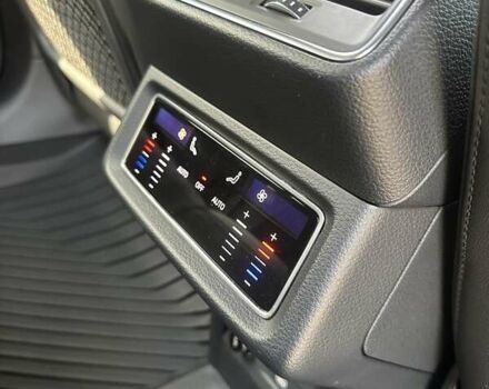 Ауди Q8 e-tron 2023 в Киеве на Automoto.ua Белый Ауди Q8 e-tron, объемом двигателя 0 л и пробегом 29 тыс. км за 65000 $, фото 42 на Automoto.ua