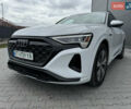Белый Ауди Q8 e-tron, объемом двигателя 0 л и пробегом 5 тыс. км за 47500 $, фото 3 на Automoto.ua