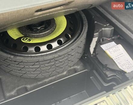 Белый Ауди Q8 e-tron, объемом двигателя 0 л и пробегом 63 тыс. км за 47800 $, фото 25 на Automoto.ua