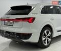 Белый Ауди Q8 e-tron, объемом двигателя 0 л и пробегом 22 тыс. км за 53000 $, фото 18 на Automoto.ua