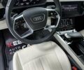 Белый Ауди Q8 e-tron, объемом двигателя 0 л и пробегом 22 тыс. км за 53000 $, фото 20 на Automoto.ua