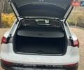 Белый Ауди Q8 e-tron, объемом двигателя 0 л и пробегом 63 тыс. км за 47800 $, фото 27 на Automoto.ua