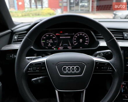 Ауді Q8 e-tron 2023 у Львові на Automoto.ua Білий Ауді Q8 e-tron, об'ємом двигуна 0 л та пробігом 23 тис. км за 49900 $, фото 19 на Automoto.ua