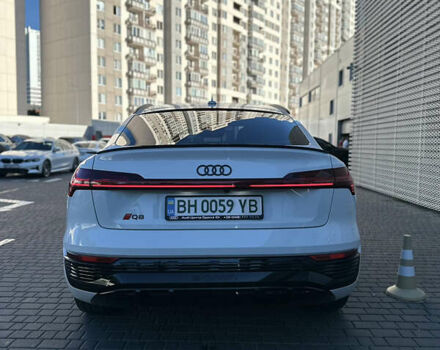 Білий Ауді Q8 e-tron, об'ємом двигуна 0 л та пробігом 24 тис. км за 67500 $, фото 8 на Automoto.ua