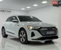 Белый Ауди Q8 e-tron, объемом двигателя 0 л и пробегом 22 тыс. км за 53000 $, фото 4 на Automoto.ua