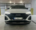Белый Ауди Q8 e-tron, объемом двигателя 0 л и пробегом 72 тыс. км за 52000 $, фото 10 на Automoto.ua