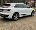 Белый Ауди Q8 e-tron, объемом двигателя 0 л и пробегом 63 тыс. км за 47800 $, фото 32 на Automoto.ua