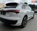Белый Ауди Q8 e-tron, объемом двигателя 0 л и пробегом 6 тыс. км за 59500 $, фото 16 на Automoto.ua