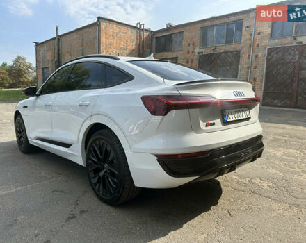 Ауди Q8 e-tron 2023 в Киеве на Automoto.ua Белый Ауди Q8 e-tron, объемом двигателя 0 л и пробегом 29 тыс. км за 65000 $, фото 6 на Automoto.ua