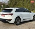 Білий Ауді Q8 e-tron, об'ємом двигуна 0 л та пробігом 10 тис. км за 52000 $, фото 8 на Automoto.ua