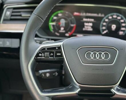 Білий Ауді Q8 e-tron, об'ємом двигуна 0 л та пробігом 10 тис. км за 52000 $, фото 21 на Automoto.ua