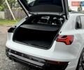 Білий Ауді Q8 e-tron, об'ємом двигуна 0 л та пробігом 17 тис. км за 52500 $, фото 31 на Automoto.ua