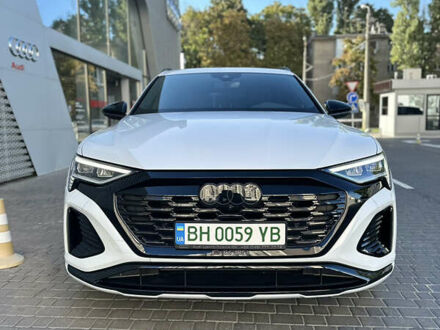 Ауді Q8 e-tron 2023 у Одесі на Automoto.ua Білий Ауді Q8 e-tron, об'ємом двигуна 0 л та пробігом 24 тис. км за 67500 $, фото 1 на Automoto.ua