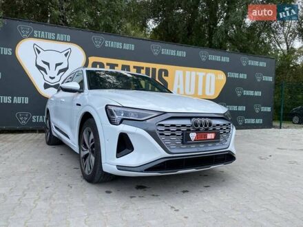 Білий Ауді Q8 e-tron, об'ємом двигуна 0 л та пробігом 3 тис. км за 59000 $, фото 1 на Automoto.ua