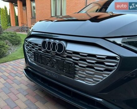 Черный Ауди Q8 e-tron, объемом двигателя 0 л и пробегом 20 тыс. км за 49999 $, фото 8 на Automoto.ua