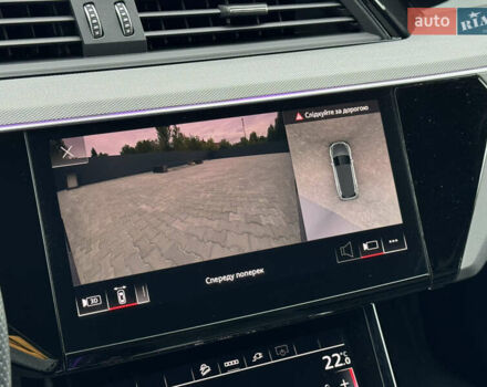 Ауді Q8 e-tron 2023 у Мукачеве на Automoto.ua Чорний Ауді Q8 e-tron, об'ємом двигуна 0 л та пробігом 38 тис. км за 64500 $, фото 12 на Automoto.ua